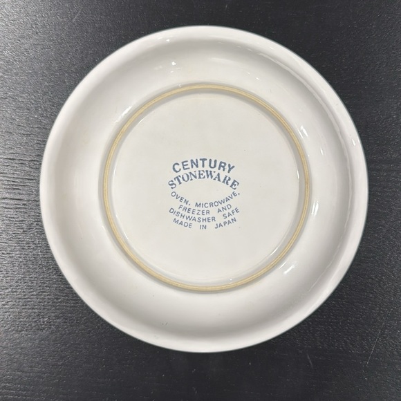 Century Stoneware Fannie's Farm Serving Bowl and 4 Plates Set - Picture 9 of 13